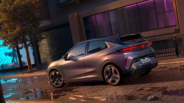 CUPRA Raval in promozione